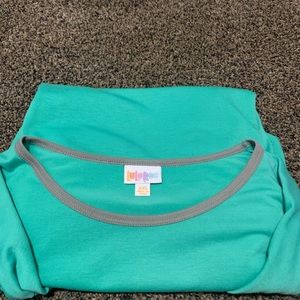 Long shirt half sleeve